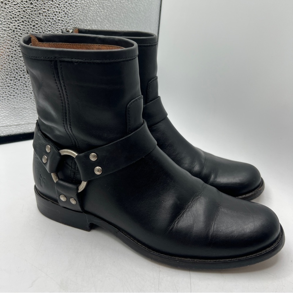 Frye Phillip Harness Short boots booties black leather back zipper closure sz 7